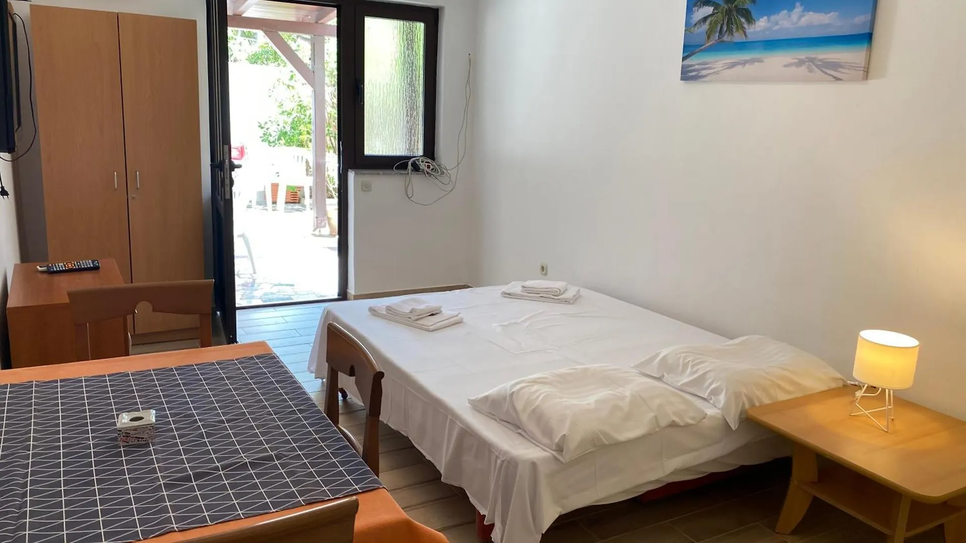 Studio Alex Punat Apartment